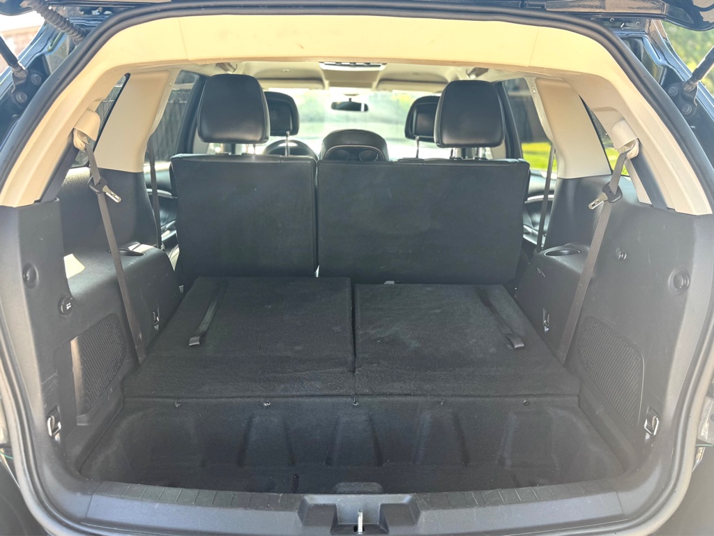 Photo 32 of this DODGE JOURNEY