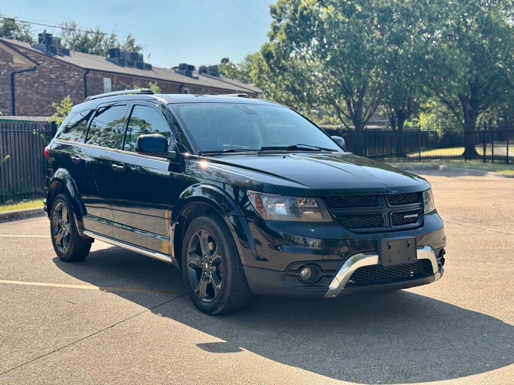 Photo 2 of this DODGE JOURNEY