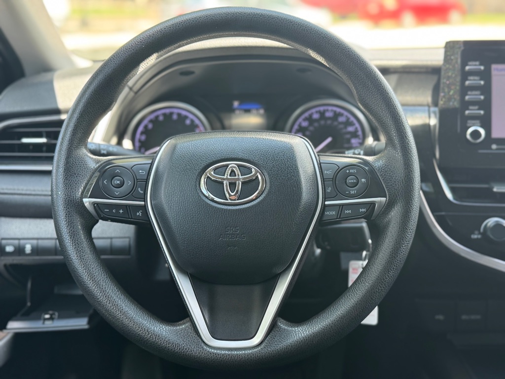 Photo 10 of this TOYOTA CAMRY