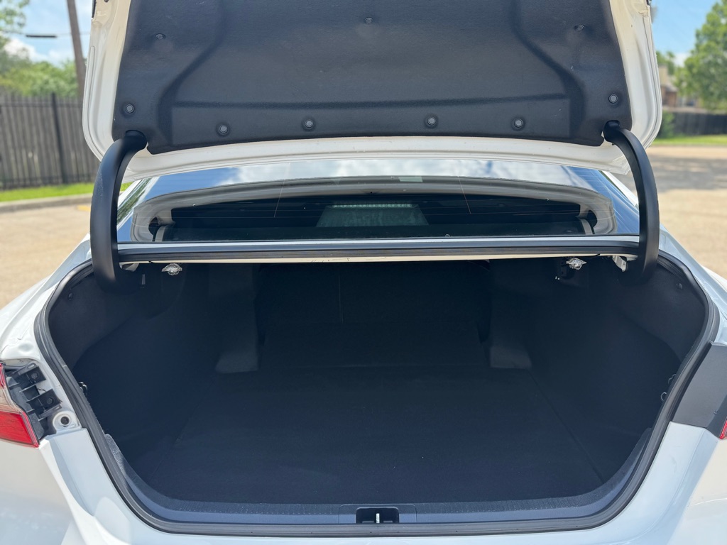 Photo 28 of this TOYOTA CAMRY