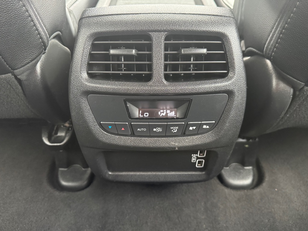 Photo 25 of this HONDA PILOT