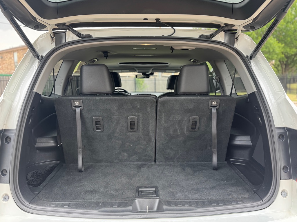 Photo 33 of this HONDA PILOT