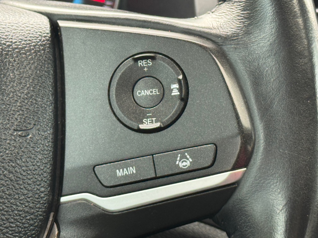 Photo 12 of this HONDA PILOT