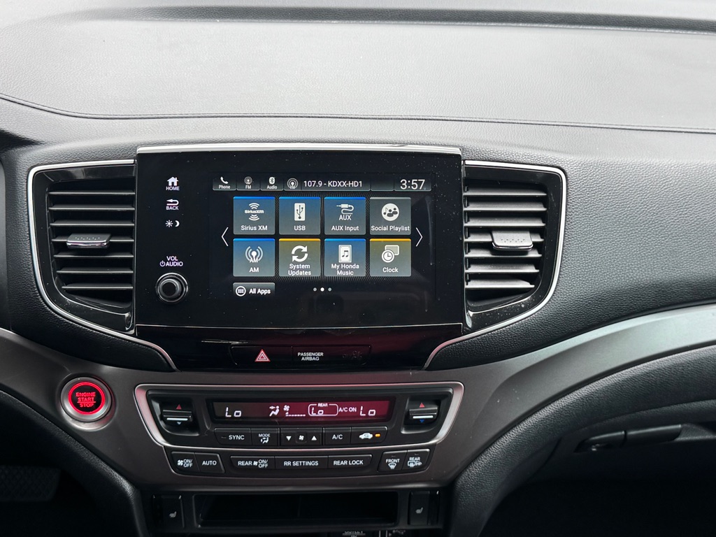 Photo 21 of this HONDA PILOT