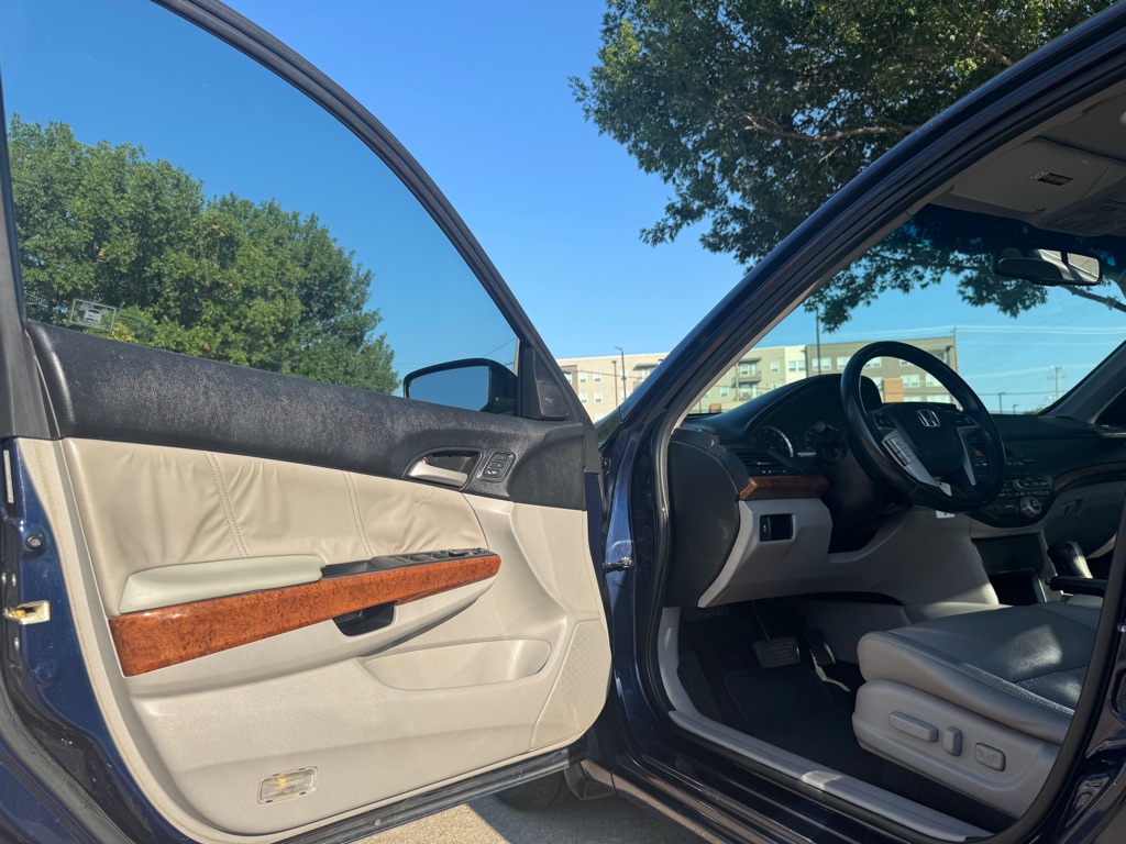 Photo 5 of this HONDA ACCORD