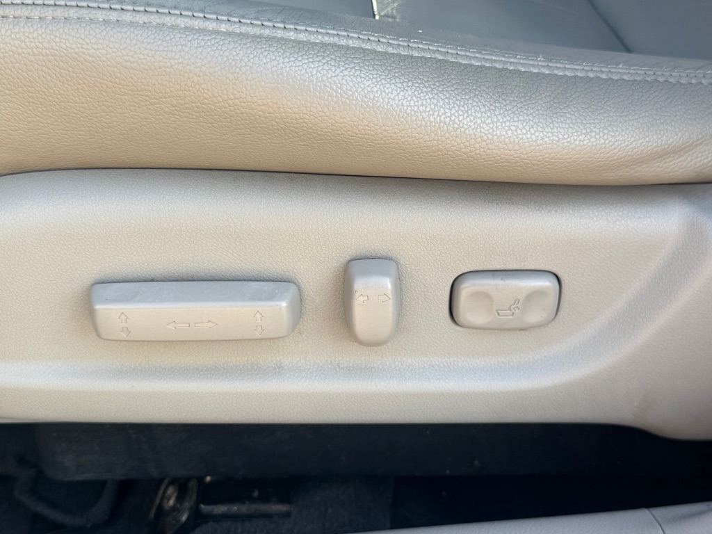 Photo 8 of this HONDA ACCORD