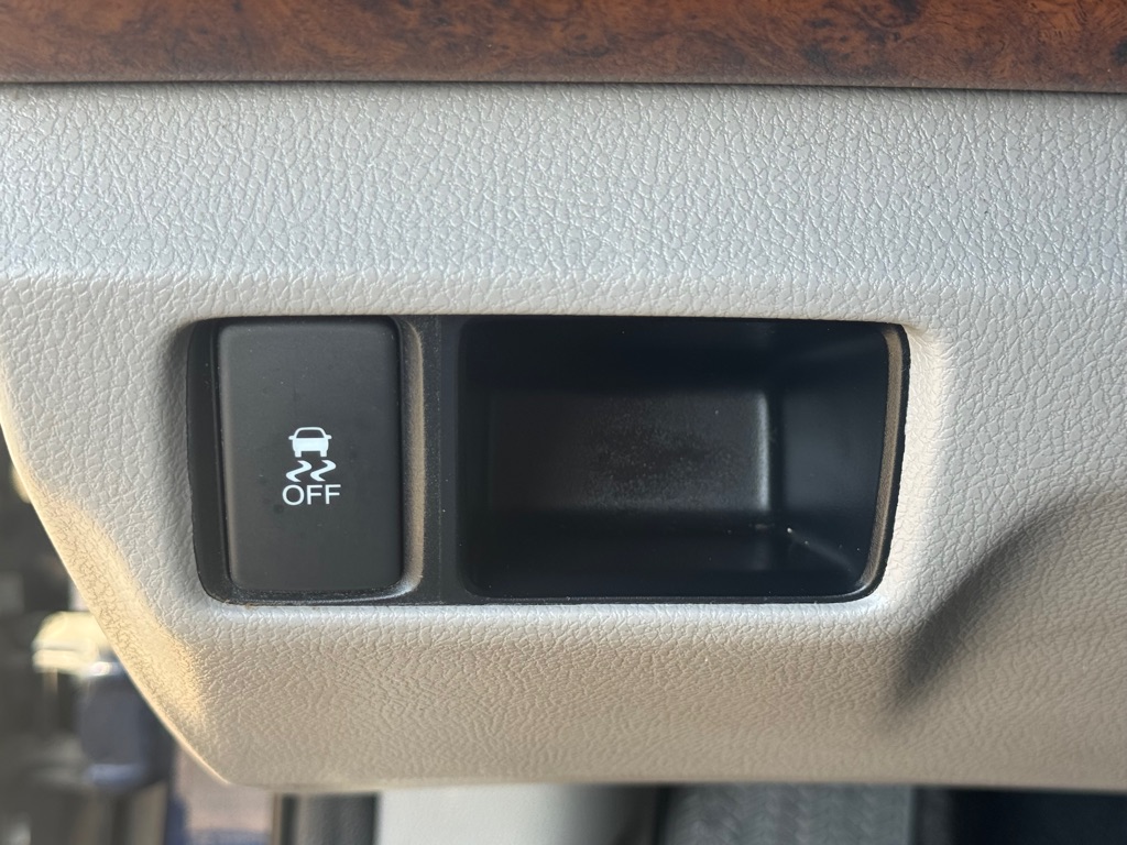 Photo 9 of this HONDA ACCORD