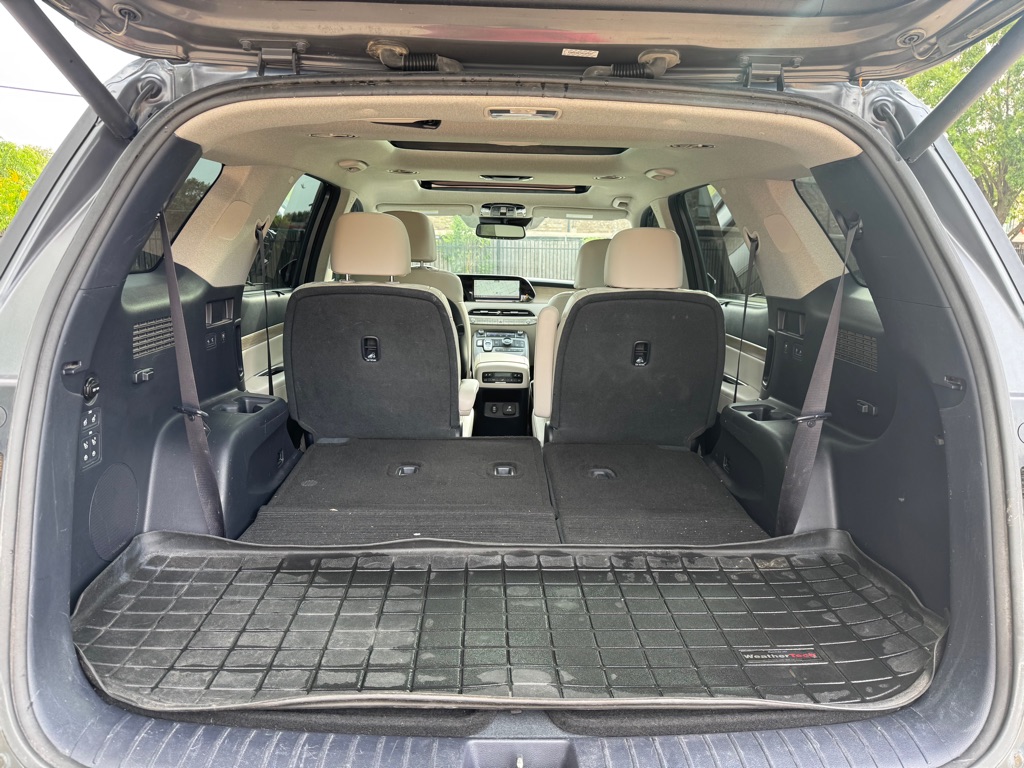Photo 32 of this HYUNDAI PALISADE