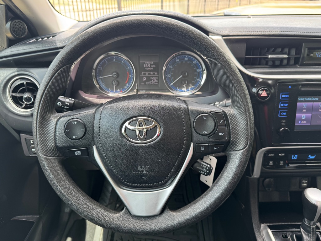 Photo 9 of this TOYOTA COROLLA