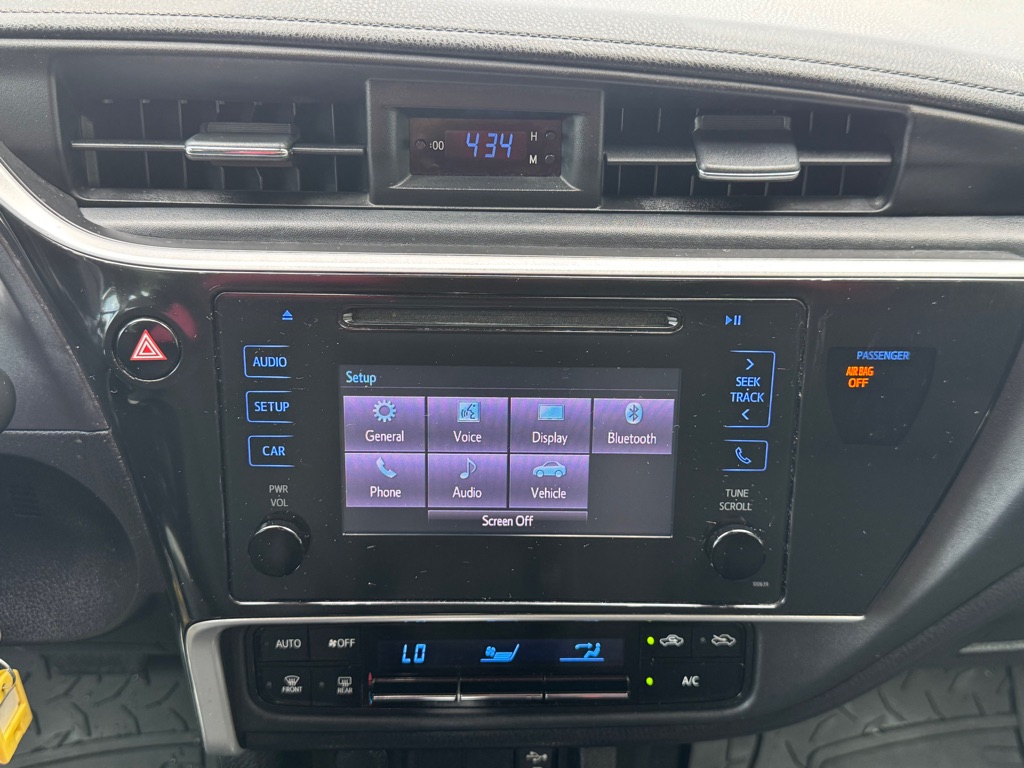 Photo 18 of this TOYOTA COROLLA