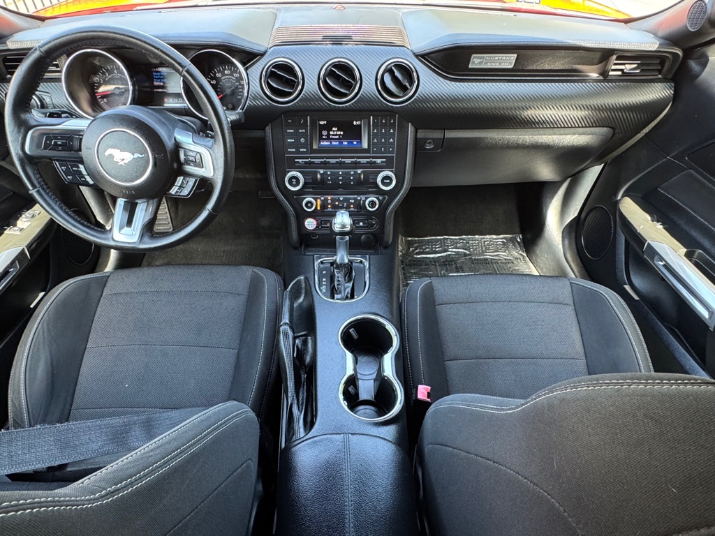 Photo 16 of this FORD MUSTANG