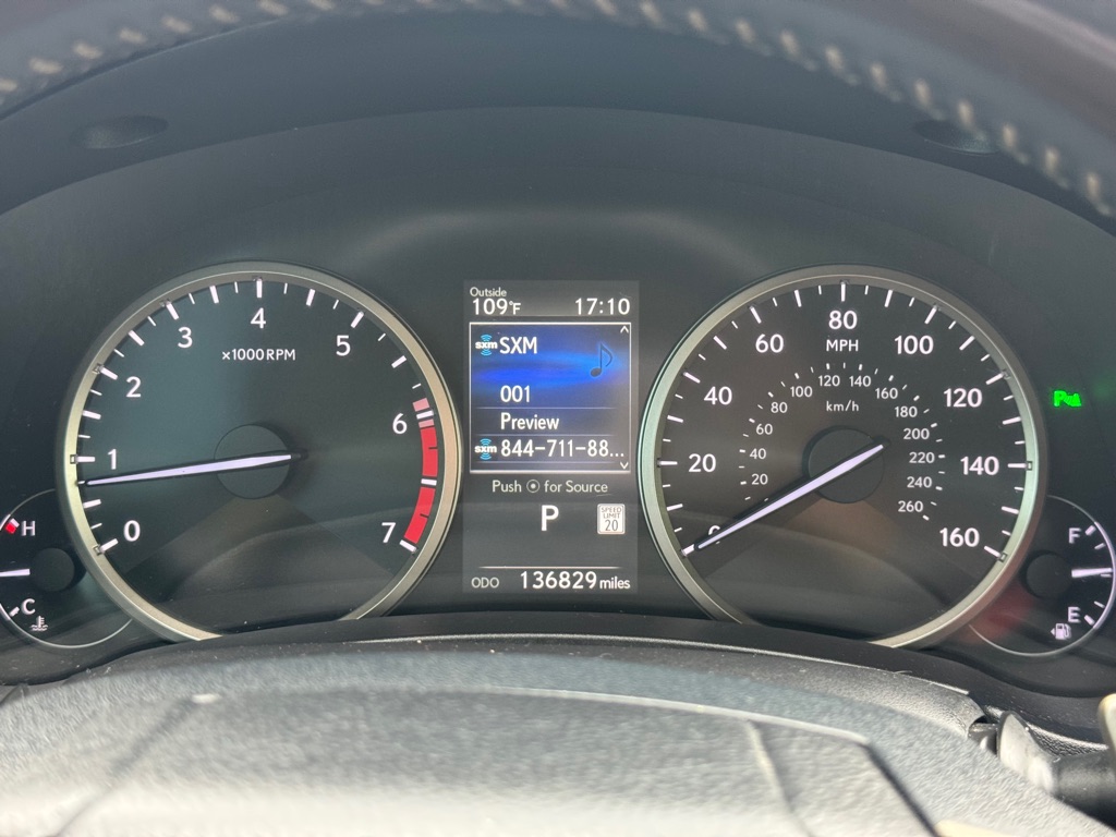Photo 16 of this LEXUS NX 300