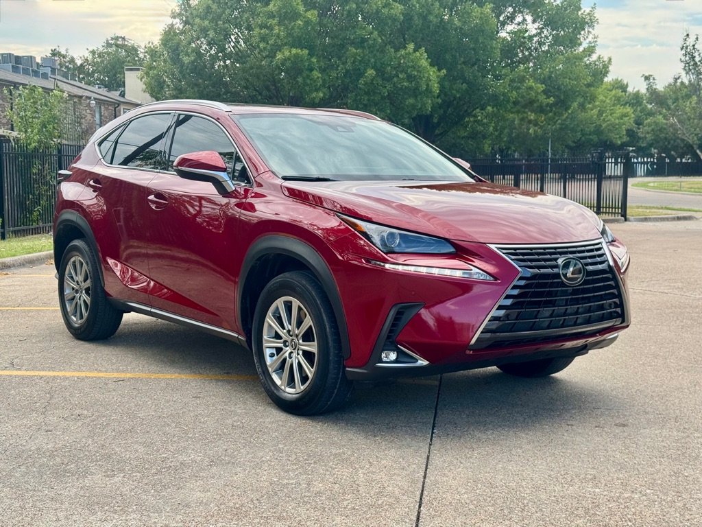 Photo 2 of this LEXUS NX 300