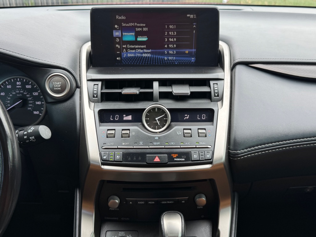 Photo 19 of this LEXUS NX 300