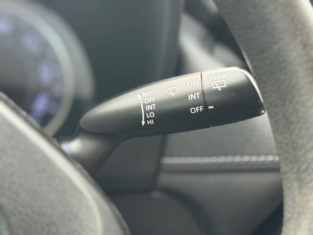 Photo 13 of this TOYOTA RAV4