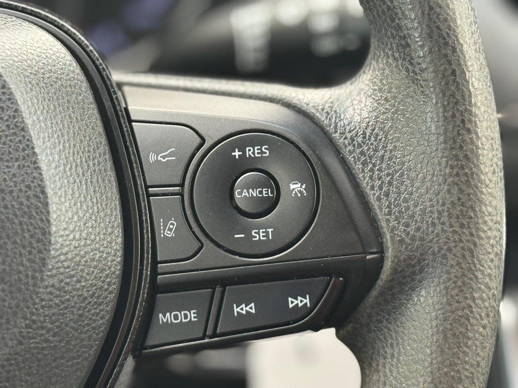 Photo 11 of this TOYOTA RAV4