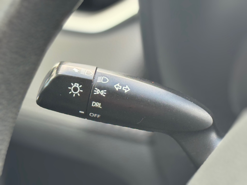 Photo 12 of this TOYOTA RAV4