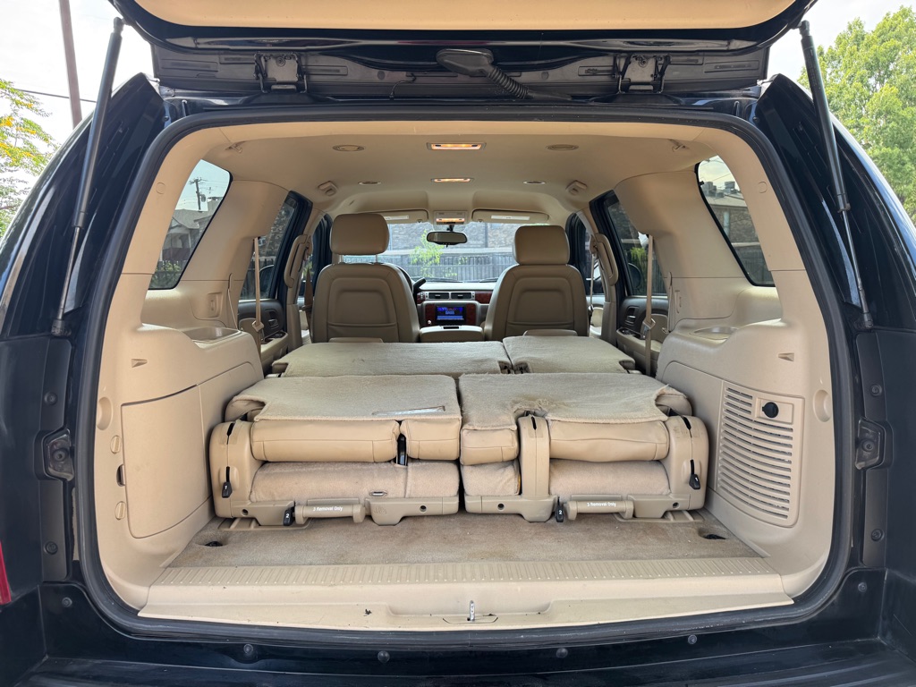 Photo 31 of this CHEVROLET TAHOE
