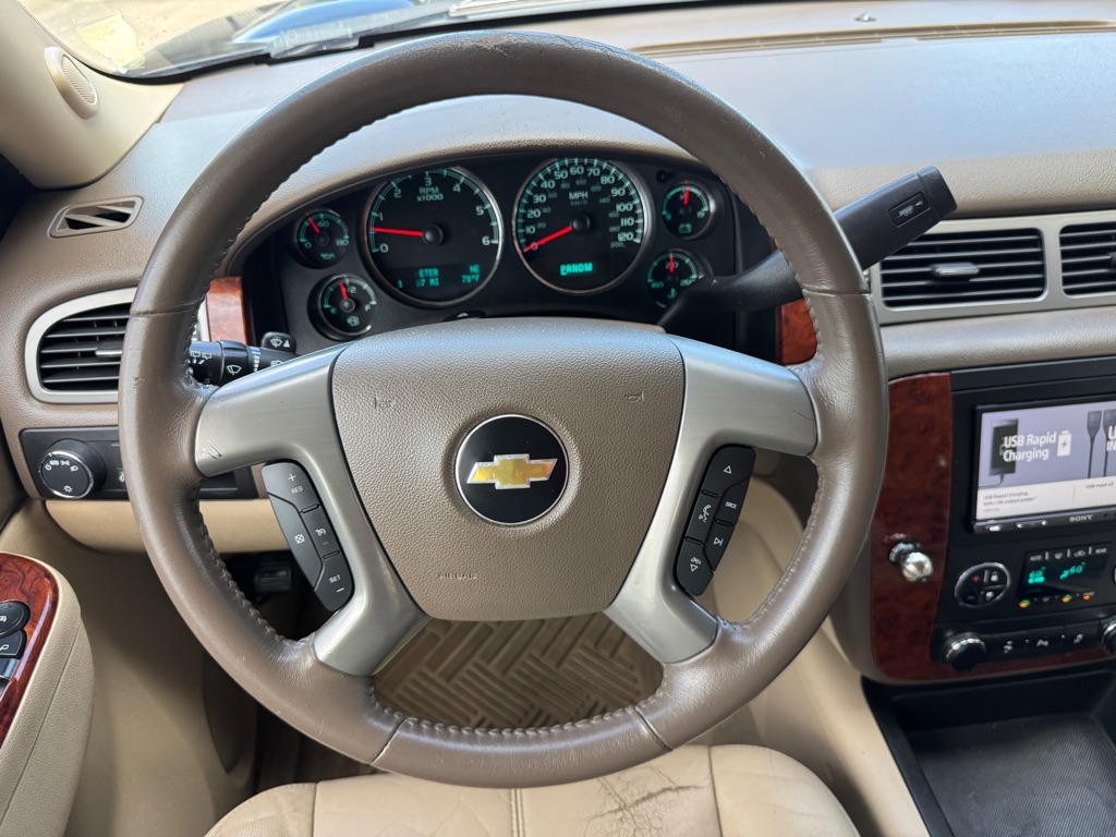 Photo 11 of this CHEVROLET TAHOE