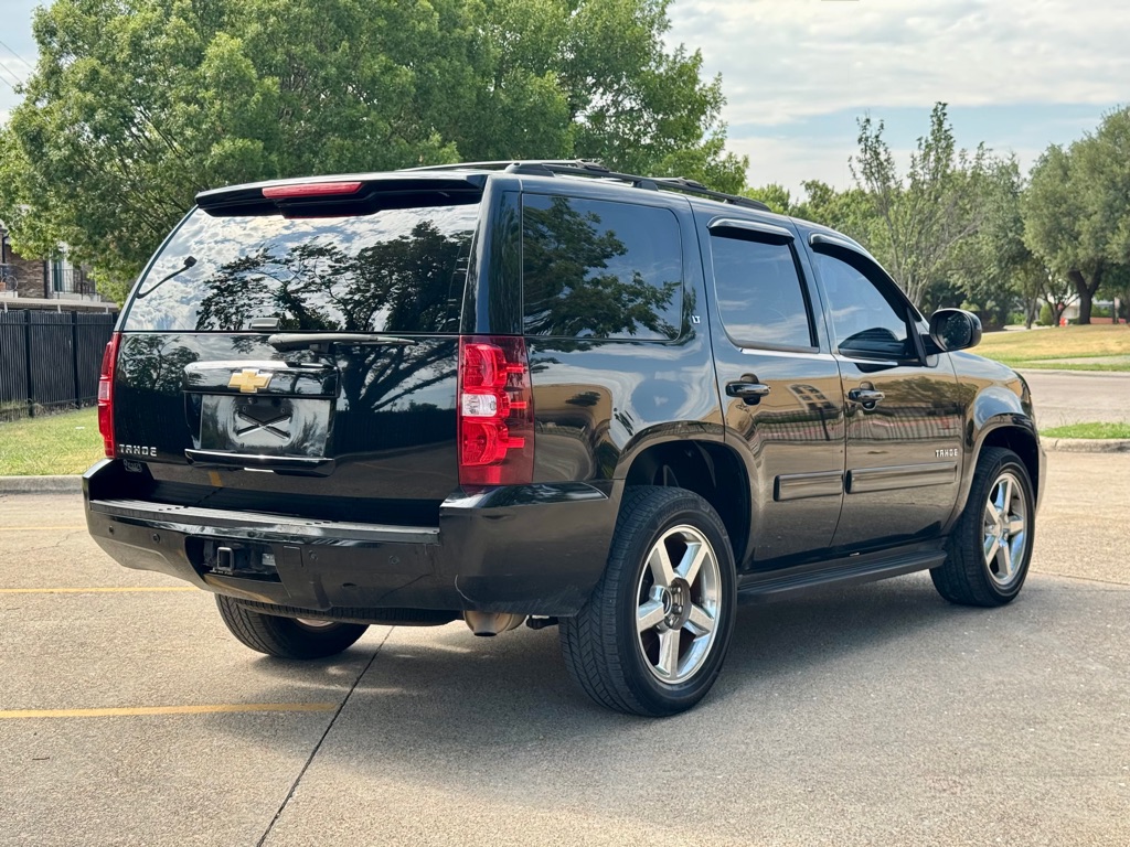 Photo 3 of this CHEVROLET TAHOE