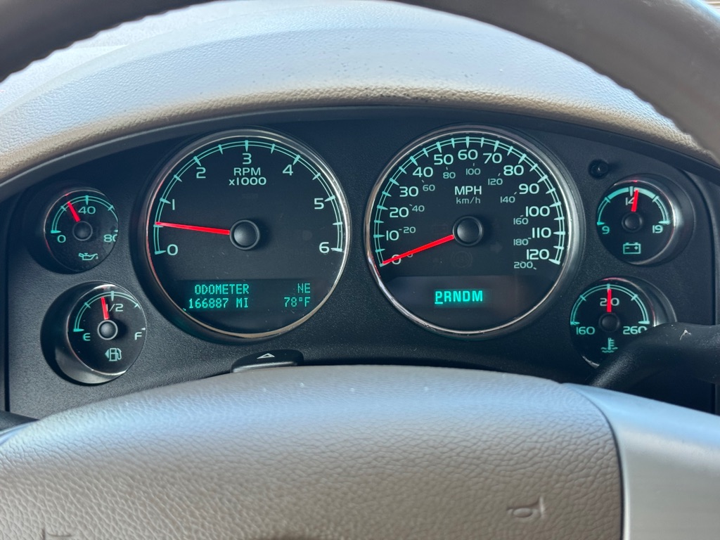 Photo 16 of this CHEVROLET TAHOE