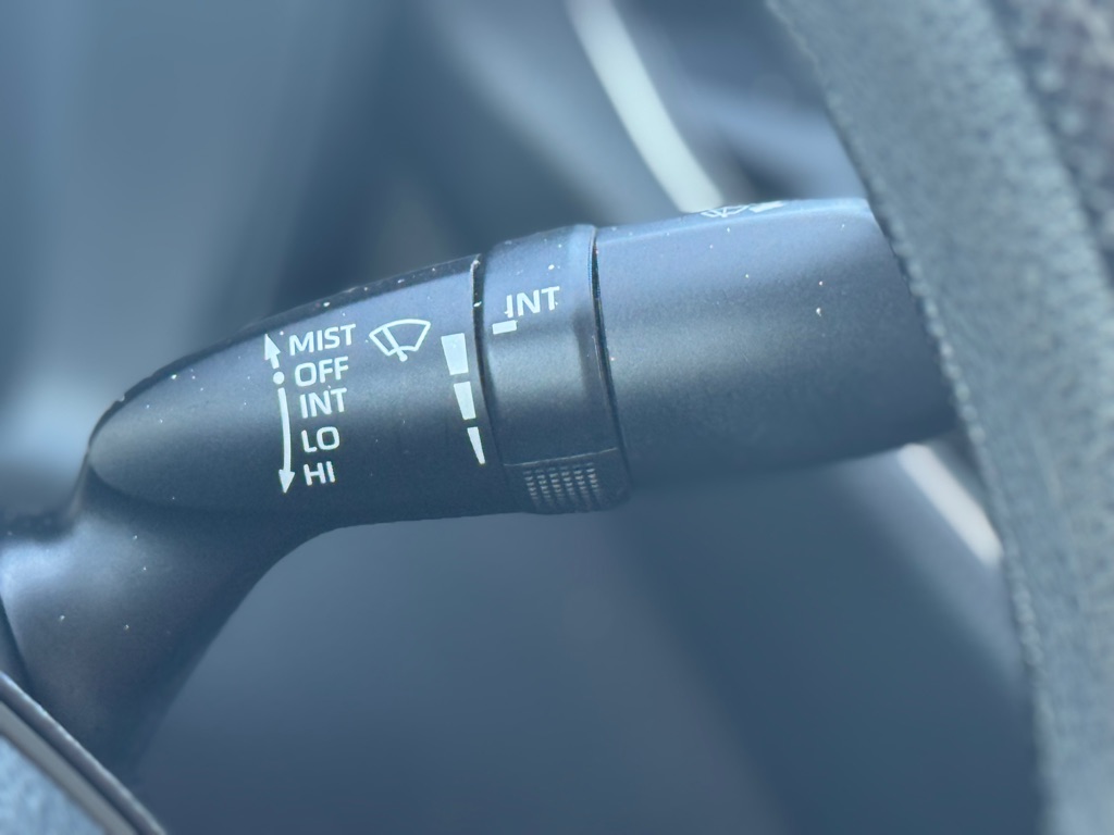 Photo 14 of this TOYOTA COROLLA