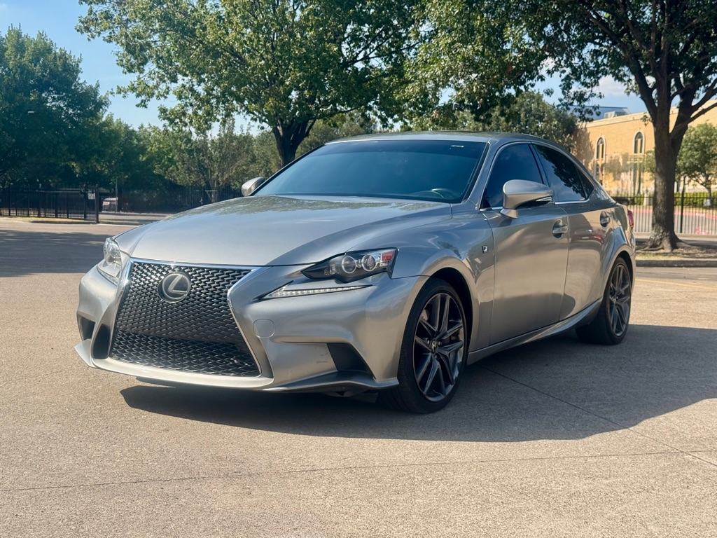 2016 LEXUS IS 200T