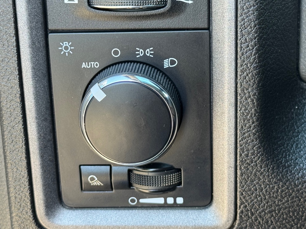 Photo 8 of this RAM 1500