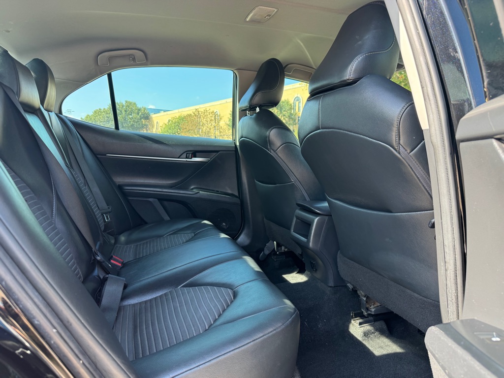 Photo 28 of this TOYOTA CAMRY