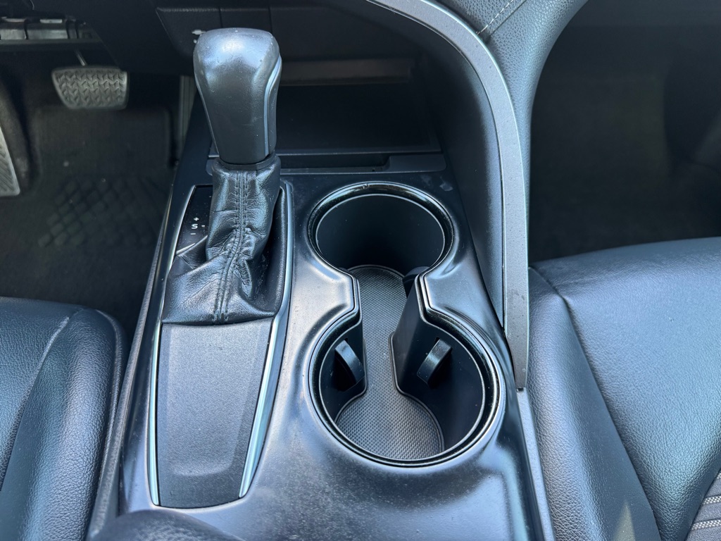 Photo 17 of this TOYOTA CAMRY
