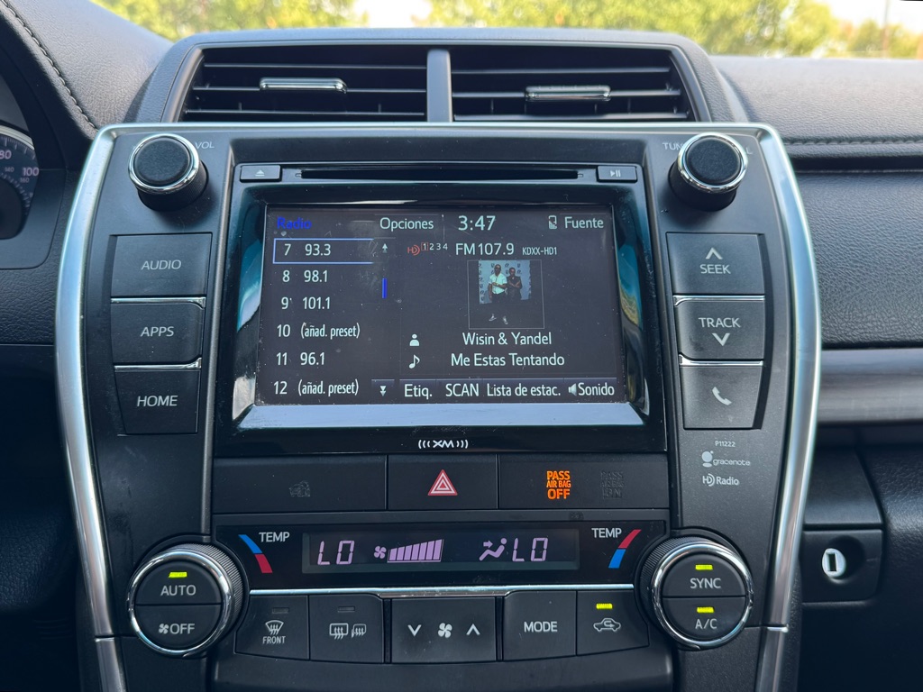 Photo 19 of this TOYOTA CAMRY