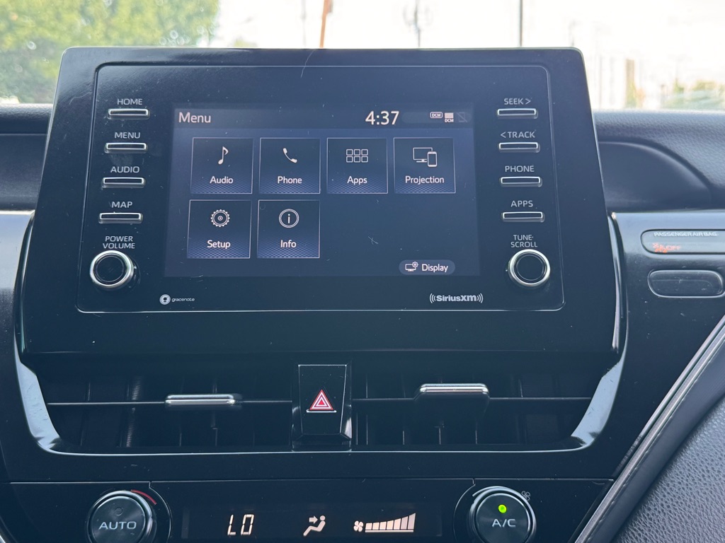Photo 18 of this TOYOTA CAMRY