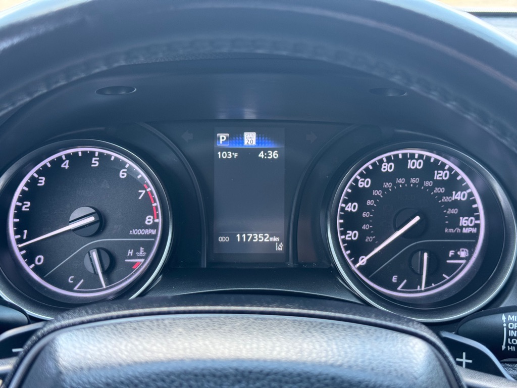 Photo 14 of this TOYOTA CAMRY