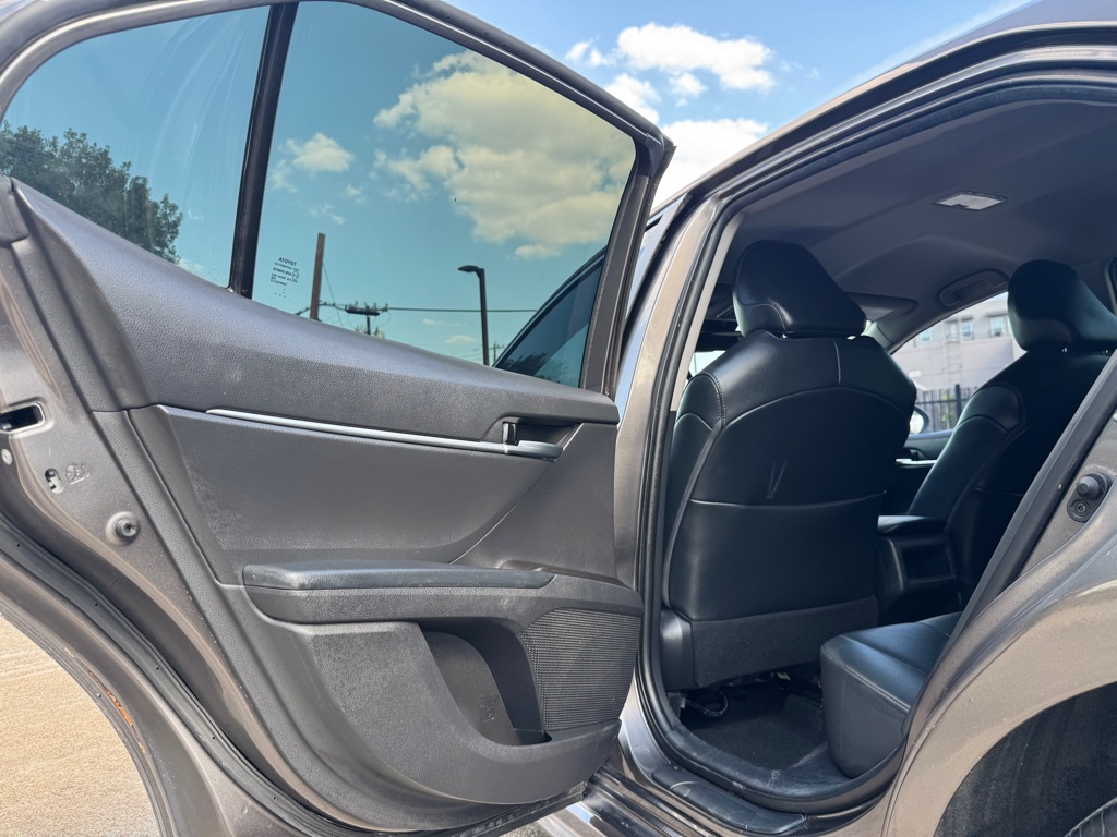 Photo 23 of this TOYOTA CAMRY