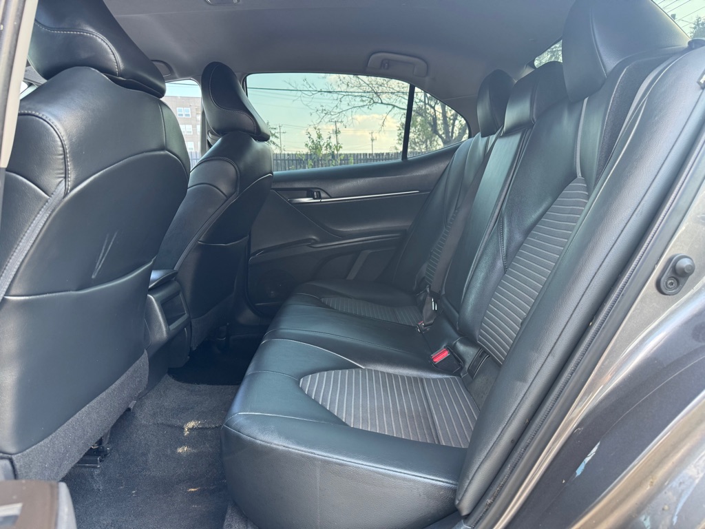 Photo 24 of this TOYOTA CAMRY