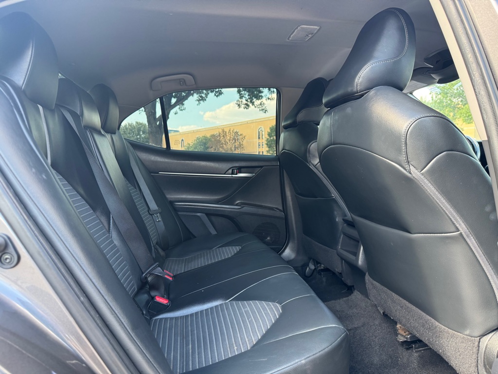 Photo 26 of this TOYOTA CAMRY