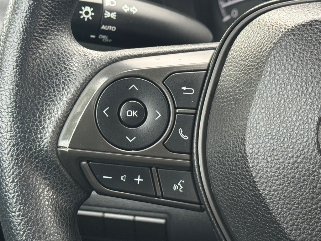 Photo 10 of this TOYOTA COROLLA