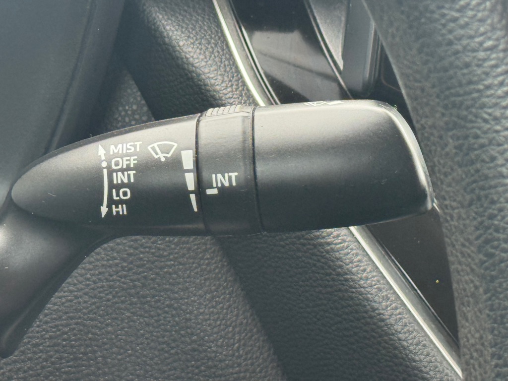 Photo 13 of this TOYOTA COROLLA