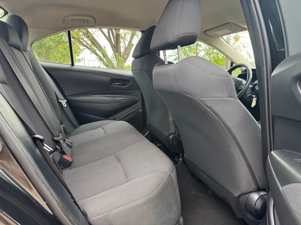 Photo 24 of this TOYOTA COROLLA