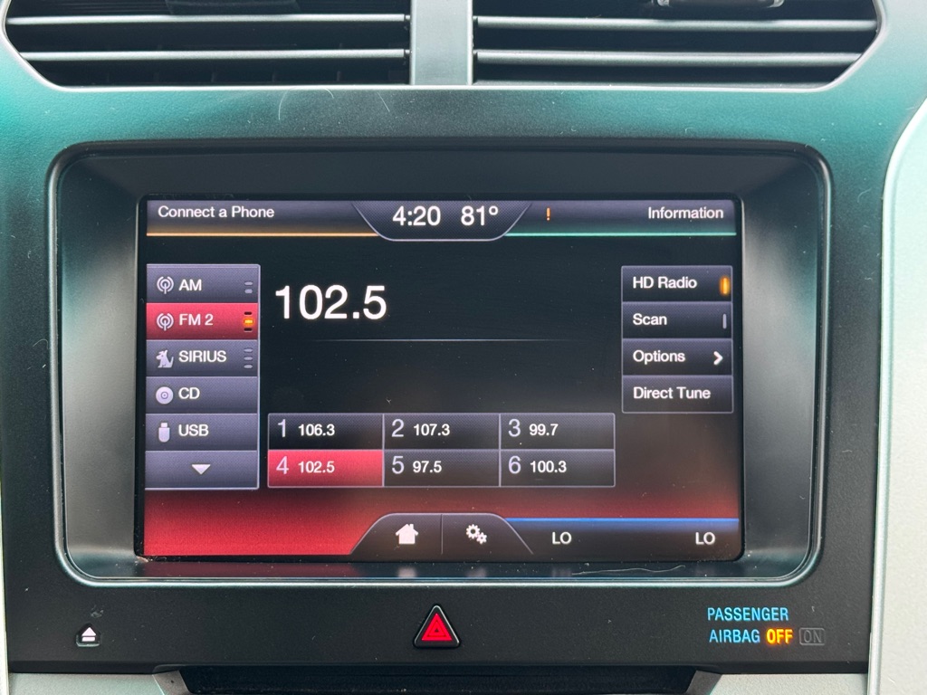 Photo 19 of this FORD EXPLORER