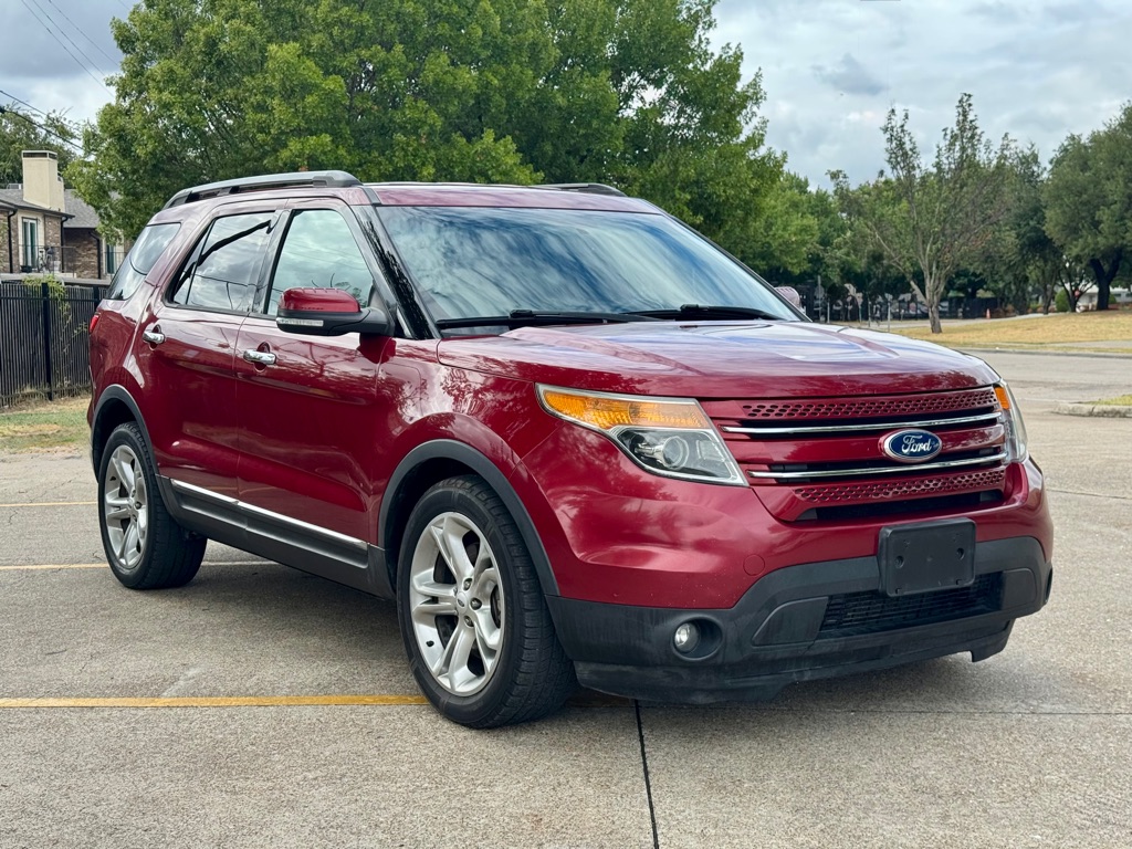 Photo 2 of this FORD EXPLORER