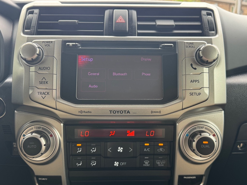 Photo 21 of this TOYOTA 4RUNNER
