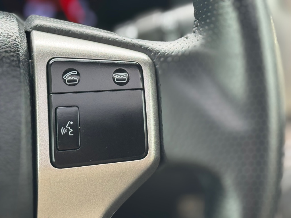 Photo 13 of this TOYOTA 4RUNNER