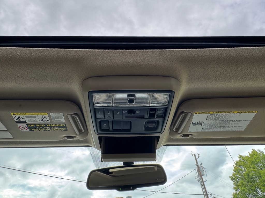 Photo 23 of this TOYOTA 4RUNNER