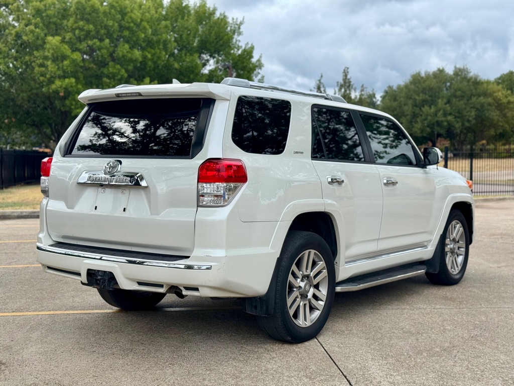 Photo 3 of this TOYOTA 4RUNNER
