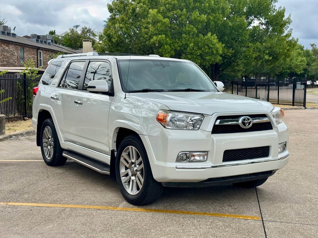 Photo 2 of this TOYOTA 4RUNNER