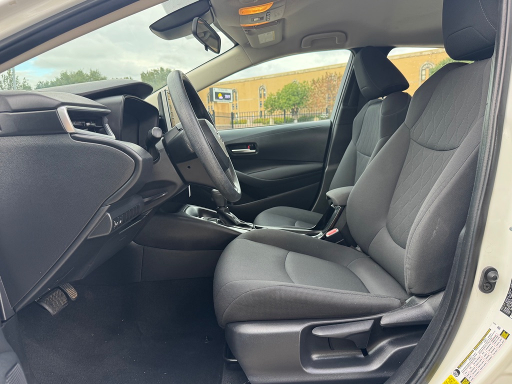 Photo 7 of this TOYOTA COROLLA