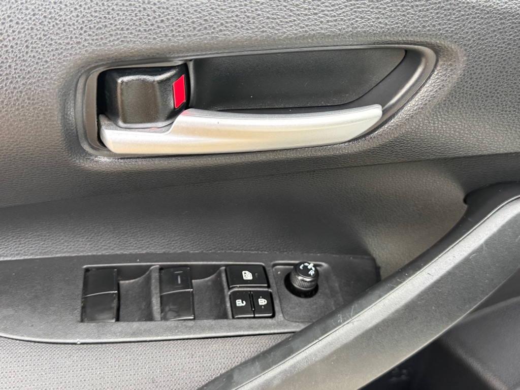 Photo 6 of this TOYOTA COROLLA