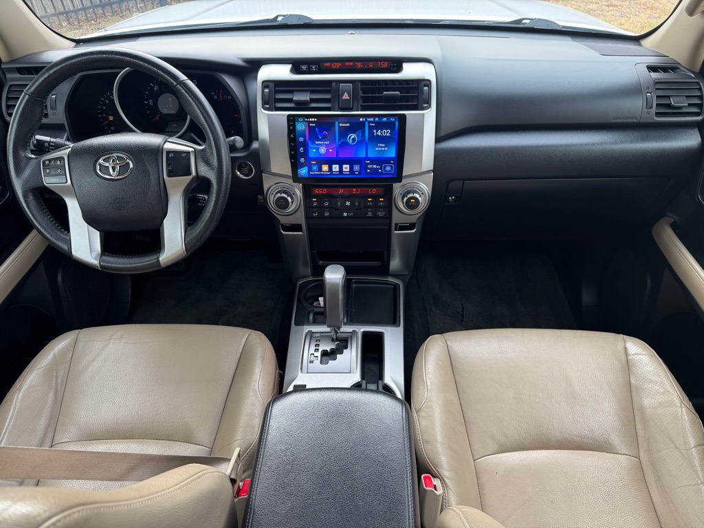 Photo 17 of this TOYOTA 4RUNNER
