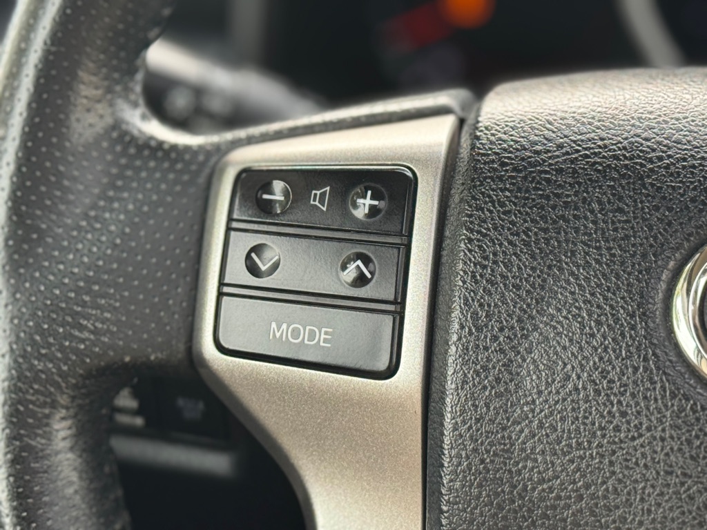Photo 12 of this TOYOTA 4RUNNER